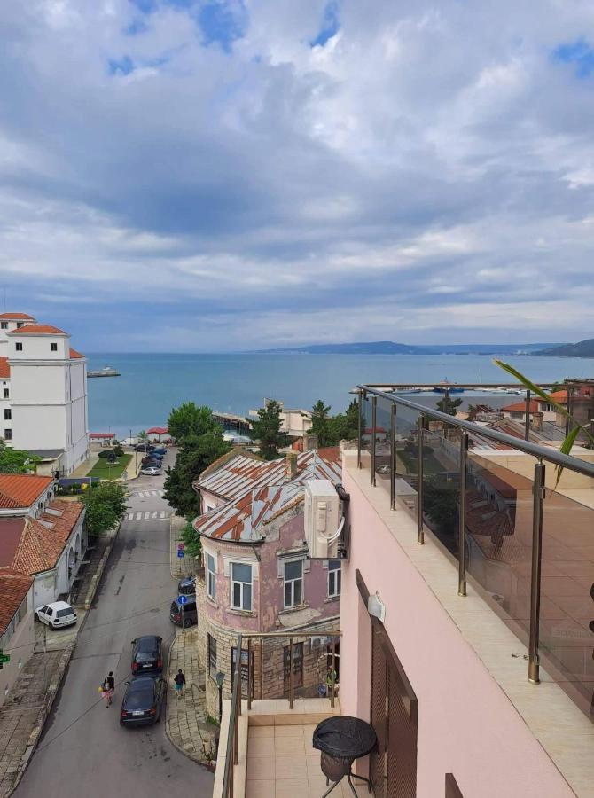 Апартамент Амира 3 Balchik Exterior foto